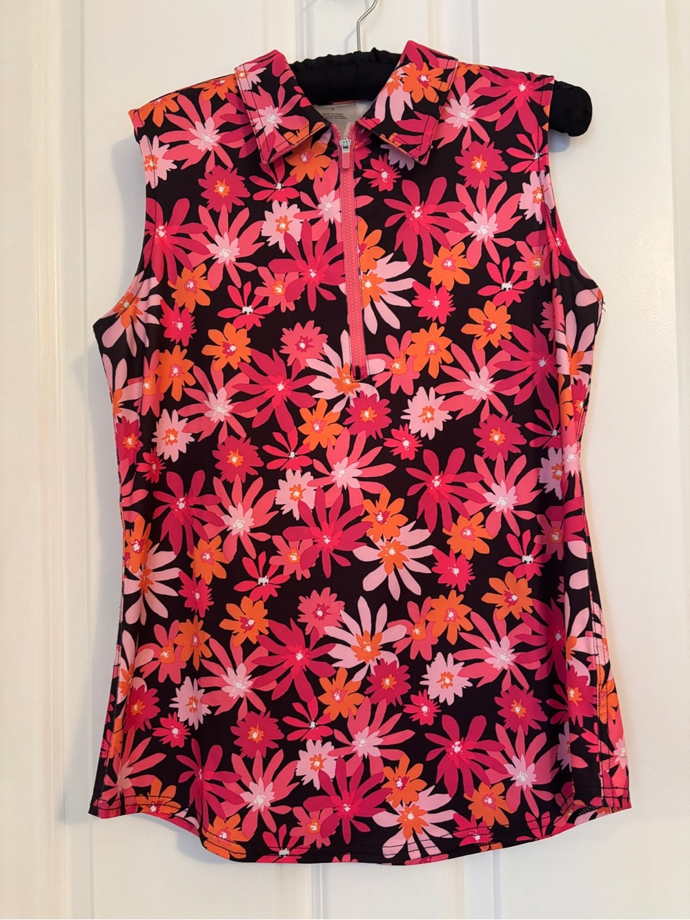 Jofit - Women’s Sleeveless Floral Zip-Front Women's Top - Pink & Orange. Size S